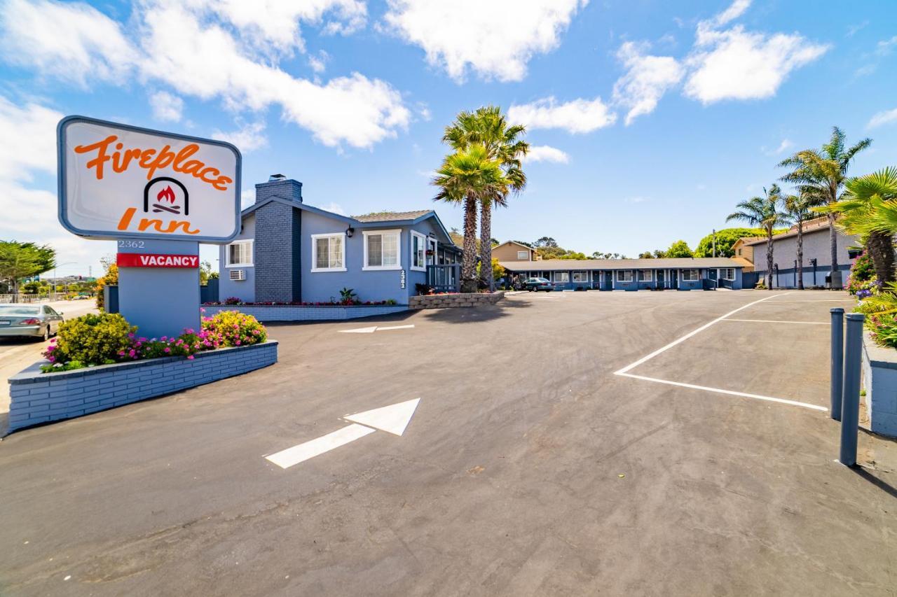 The Monterey Fireplace Inn Exterior photo